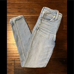 Size 25 Madewell 10” high rise Skinny jean leggings.  Light wash.